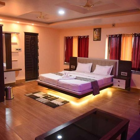 Oyo Hotel Tulusi Inn Bolpur Exterior photo