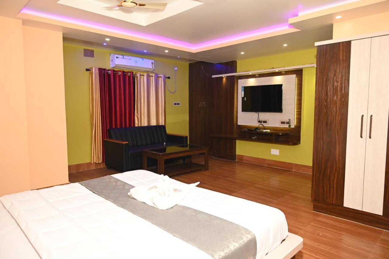 Oyo Hotel Tulusi Inn Bolpur Exterior photo
