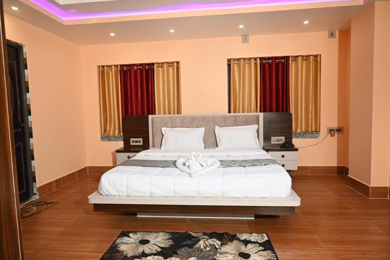 Oyo Hotel Tulusi Inn Bolpur Exterior photo