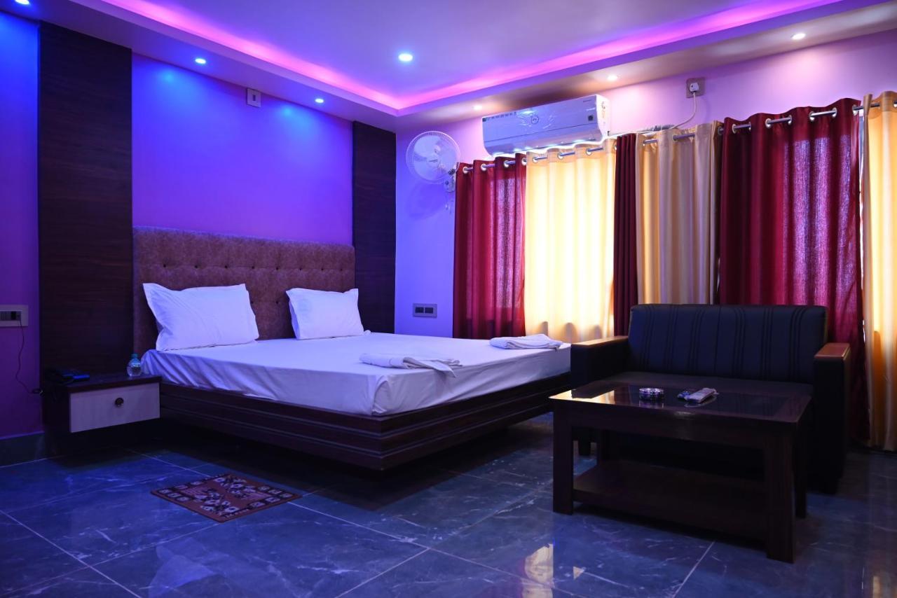 Oyo Hotel Tulusi Inn Bolpur Exterior photo